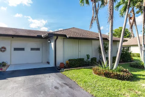 4721 Greentree #B, Boynton Beach, FL 33436