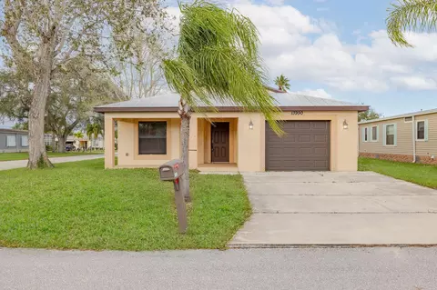13990 Cancun Ave, Fort Pierce, FL 34951