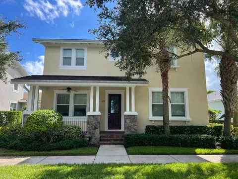 1370 Community Dr, Jupiter, FL 33458