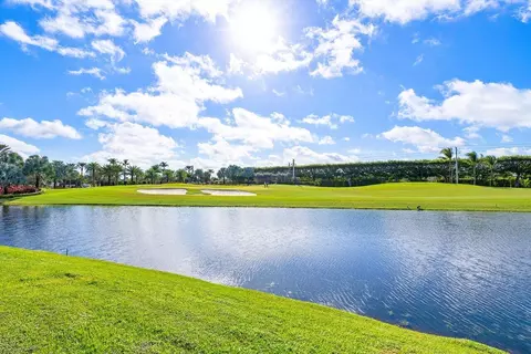 17975 Foxborough Ln, Boca Raton, FL 33496