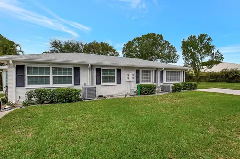 10164 S 44th Way S, Boynton Beach, FL 33436