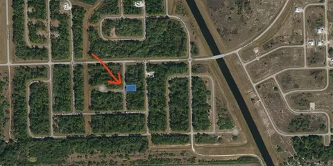 1105 Hale St, Labelle, FL 33935