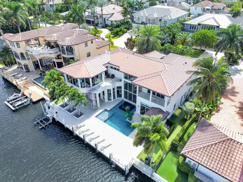 1005 Rhodes Villa Ave, Delray Beach, FL 33483