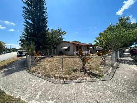901 SW 2nd Ave, Delray Beach, FL 33444