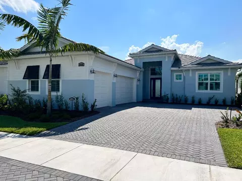 8638 SW Felicita Way, Port Saint Lucie, FL 34987