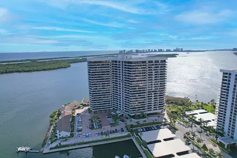 100 Lakeshore Dr #1251, North Palm Beach, FL 33408