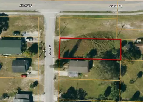 18 N St, Fort Pierce, FL 34950