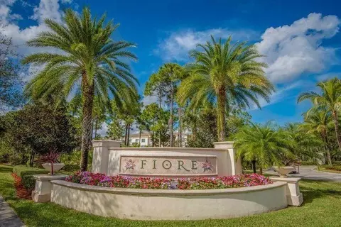 7107 Myrtlewood Cir W, Palm Beach Gardens, FL 33418