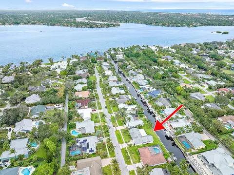 18044 Perigon Way, Jupiter, FL 33458