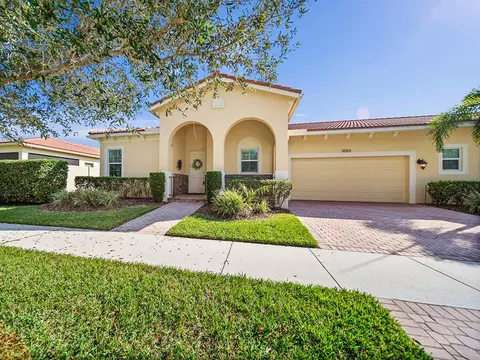 10211 SW Amerigo Ln, Port Saint Lucie, FL 34986