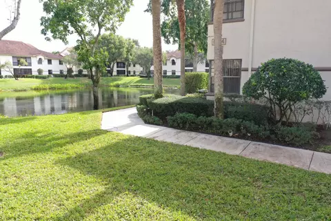 5154 Floria Dr #B, Boynton Beach, FL 33437