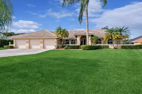 21094 Sweetwater Ln N, Boca Raton, FL 33428
