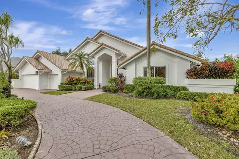 17815 Heather Ridge Ln, Boca Raton, FL 33498