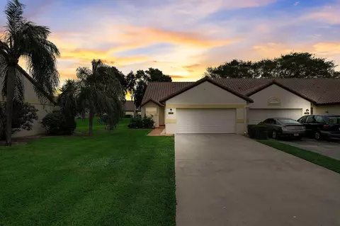 378 Driftwood Ter, Boca Raton, FL 33431