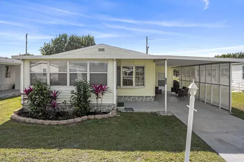 937 Vireo, Barefoot Bay, FL 32976