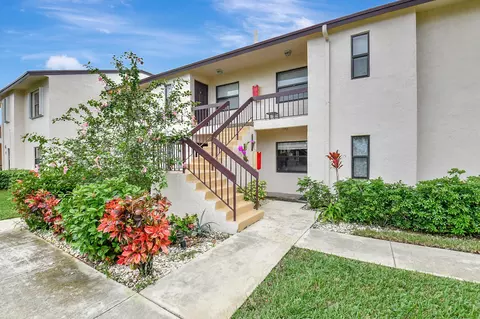 7911 Eastlake Dr #6-E, Boca Raton, FL 33433