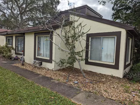 5304 Bosque Ln #38, West Palm Beach, FL 33415