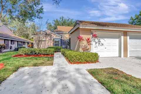 8389 Springlake Dr, Boca Raton, FL 33496