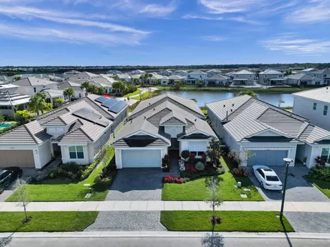 12427 Nautilus Cir, Palm Beach Gardens, FL 33412