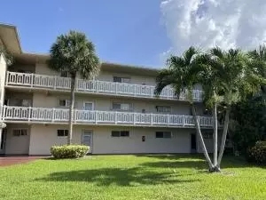 2606 Garden Dr S #104, Lake Worth, FL 33461