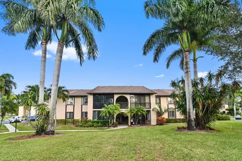 431 Pine Glen Ln #B-1, Greenacres, FL 33463