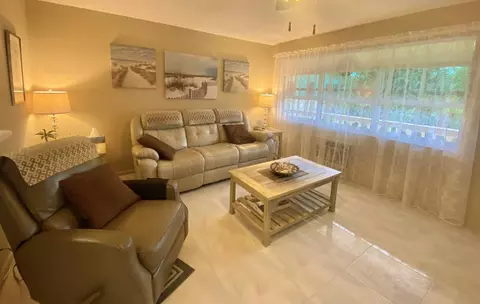 369 Windsor P, West Palm Beach, FL 33417