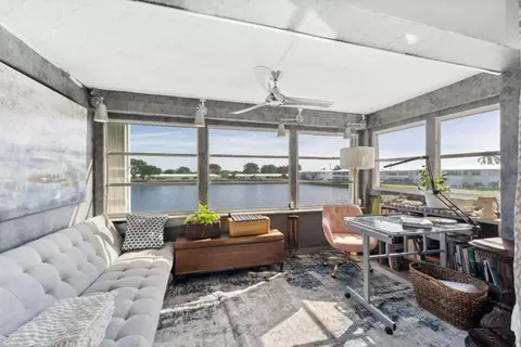 1118 Lake Ter #212, Boynton Beach, FL 33426