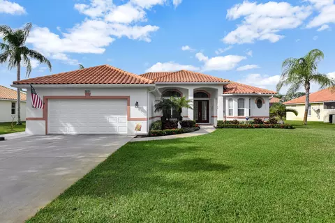 5828 Pine Ridge Cir, Vero Beach, FL 32967