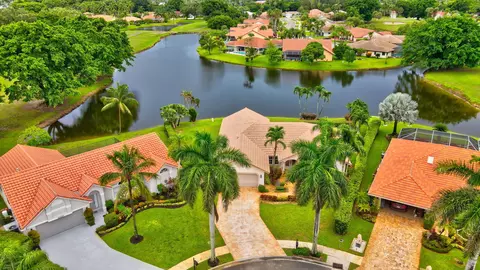 10321 Milburn Ln, Boca Raton, FL 33498