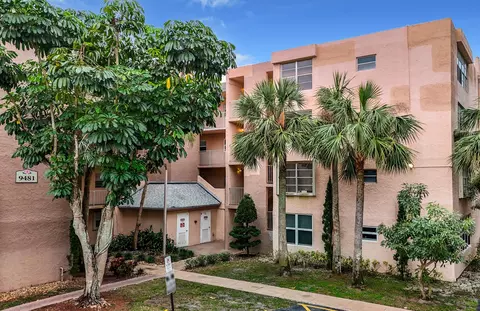 9481 Evergreen #406, Davie, FL 33324