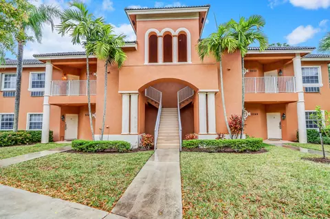 8254 Mulligan Cir #2723, Port Saint Lucie, FL 34986