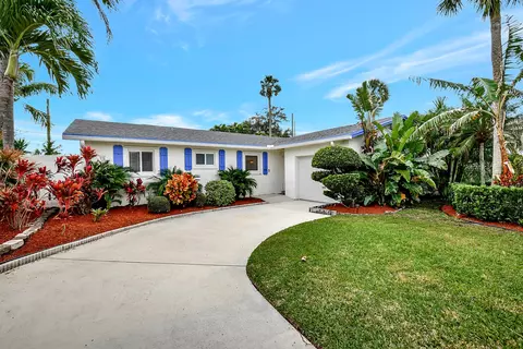 802 Mallard Dr, Delray Beach, FL 33444