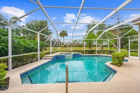 15743 Cypress Park Dr, Wellington, FL 33414