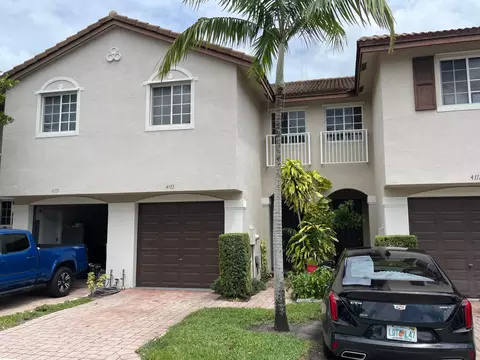 4113 Napoli Lake Dr, Riviera Beach, FL 33410