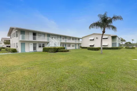 600 Horizons W #105, Boynton Beach, FL 33435