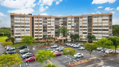 1200 Saint Charles #518, Pembroke Pines, FL 33026