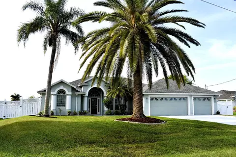 830 SW College Park Rd, Port Saint Lucie, FL 34953