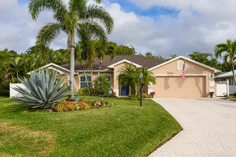 6799 Dickinson Ter, Port Saint Lucie, FL 34952
