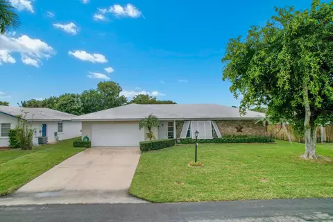 2525 SW 14th St, Boynton Beach, FL 33426