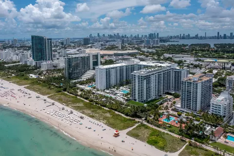 2401 Collins #906, Miami Beach, FL 33140