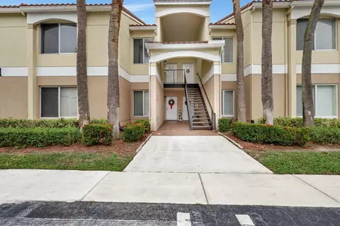 815 W Boynton Beach Blvd #1-206, Boynton Beach, FL 33426