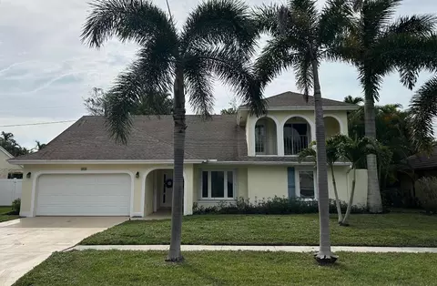 418 Apache Ln, Boca Raton, FL 33487