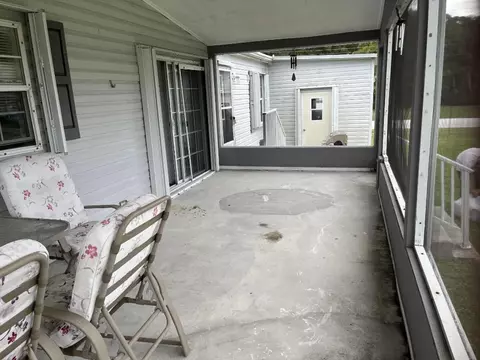 6325 SE Colonial Dr, Stuart, FL 34997 photo 6