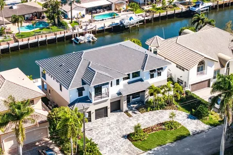 4140 NE 23rd Ave, Lighthouse Point, FL 33064