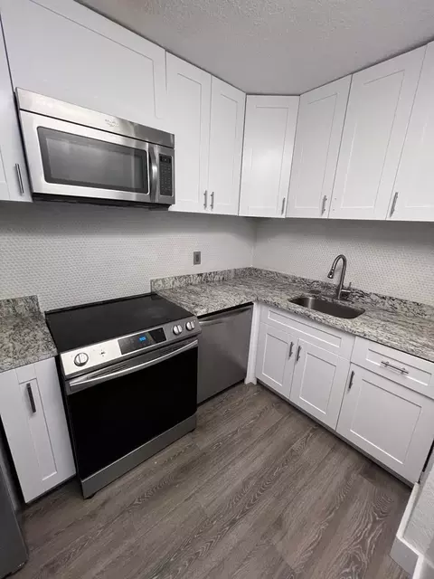 651 NW 42nd Ct #118, Pompano Beach, FL 33064