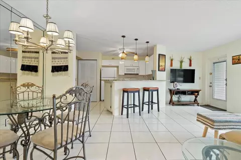 7535 S Oriole #101, Delray Beach, FL 33446