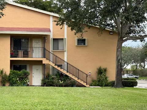 6051 10th N #233, Greenacres, FL 33463