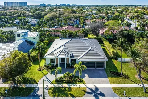 636 Eddy St, Boca Raton, FL 33487