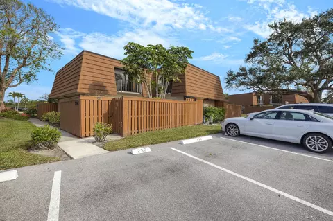3900 County Line Rd #23C, Jupiter, FL 33469