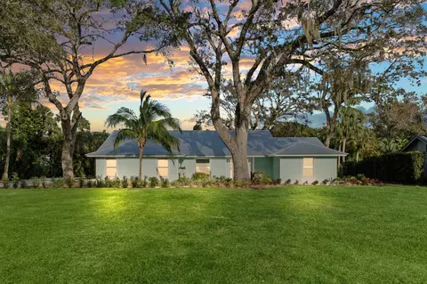 3521 SE Kubin Ave, Stuart, FL 34997